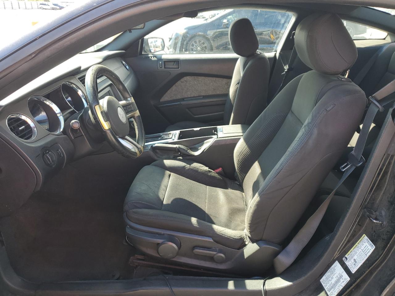 2013 Ford Mustang VIN: 1ZVBP8AM2D5218208 Lot: 82270305