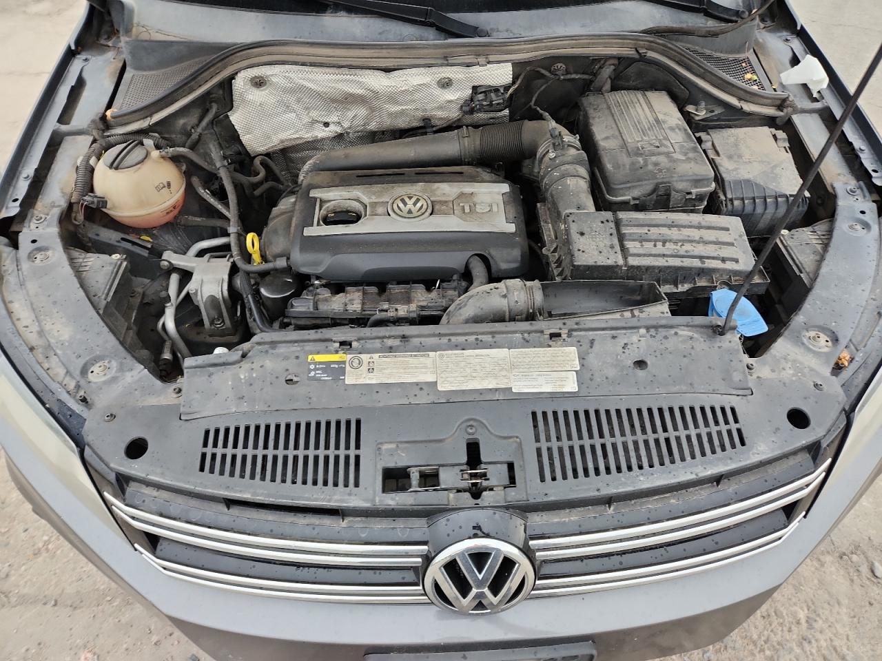 2016 Volkswagen Tiguan S VIN: WVGBV7AX1GW518944 Lot: 82435035