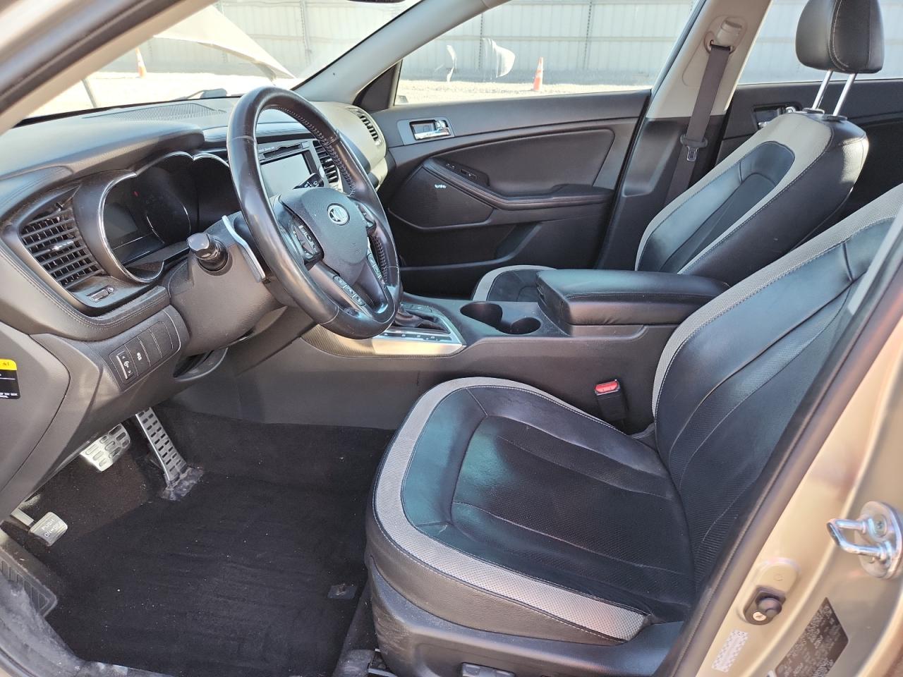 2011 Kia Optima Sx VIN: KNAGR4A66B5185401 Lot: 84581615