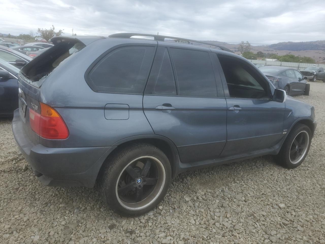 Фото: 5UXFA53552LP43426