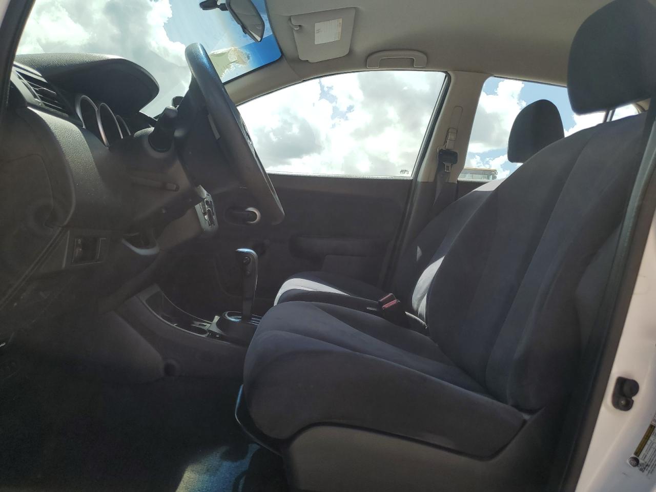 2009 Nissan Versa S VIN: 3N1CC11E59L467132 Lot: 84900595