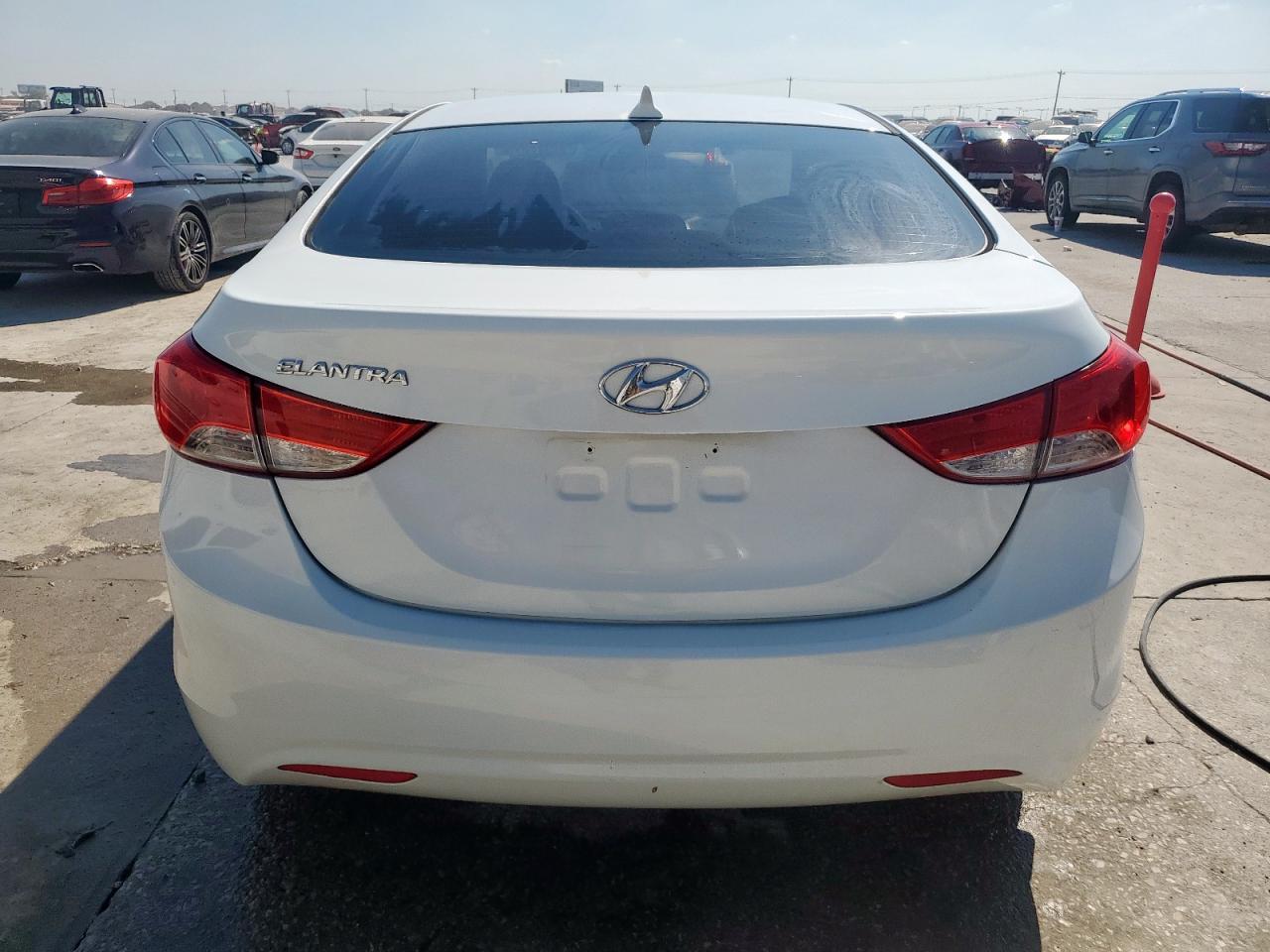 2013 Hyundai Elantra Gls VIN: 5NPDH4AE2DH215285 Lot: 86122615