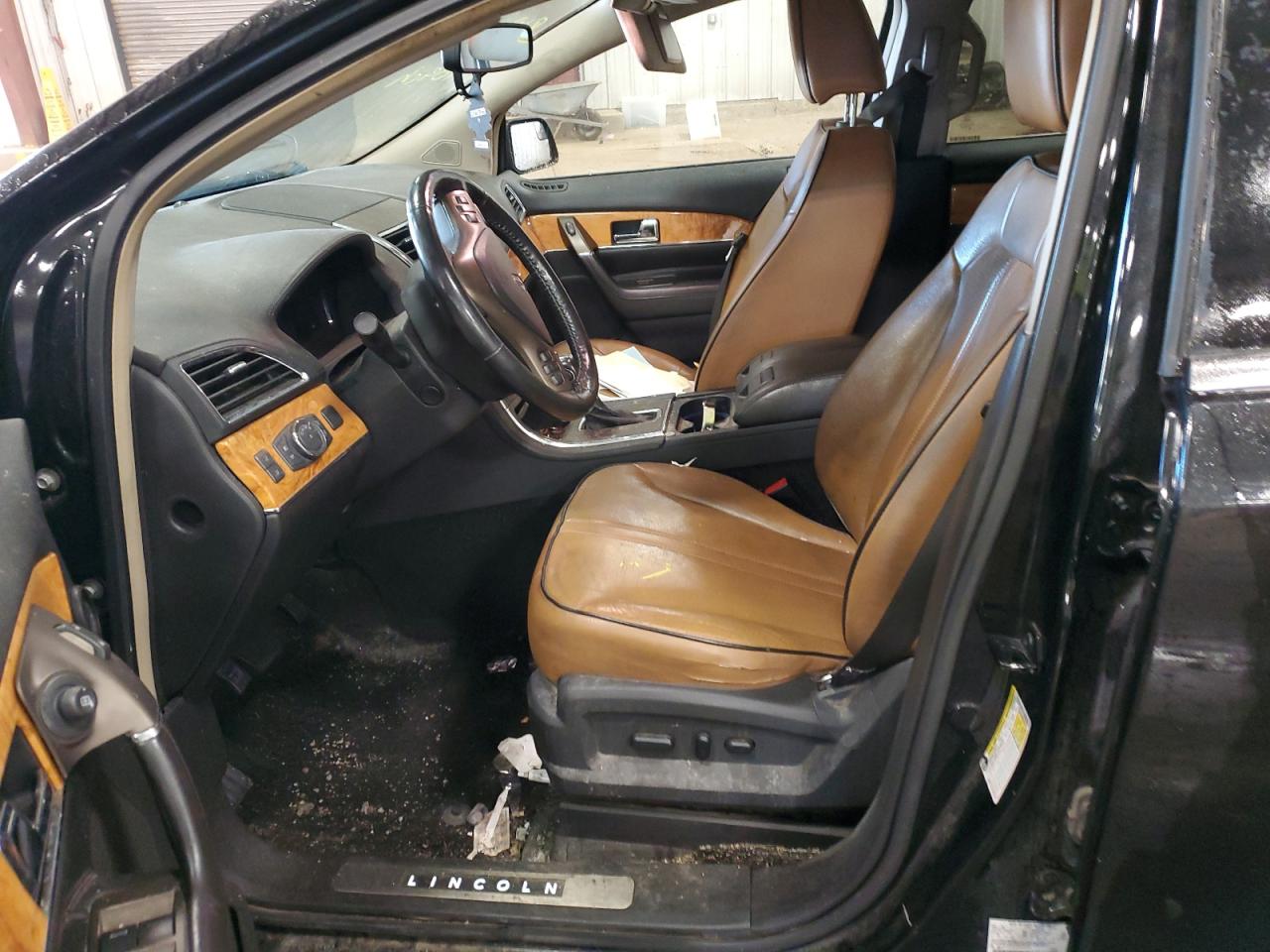 2011 Lincoln Mkx VIN: 2LMDJ8JKXBBJ27031 Lot: 85941135