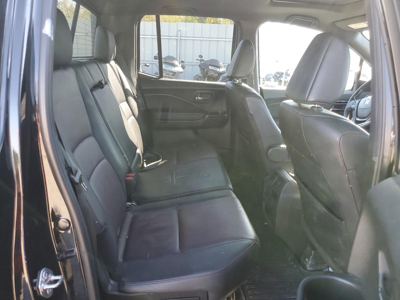 2018 Honda Ridgeline Black Edition VIN: 5FPYK3F81JB014883 Lot: 84952305