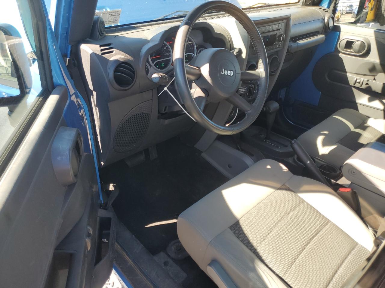 2010 Jeep Wrangler Sport VIN: 1J4AA2D15AL209406 Lot: 86987225