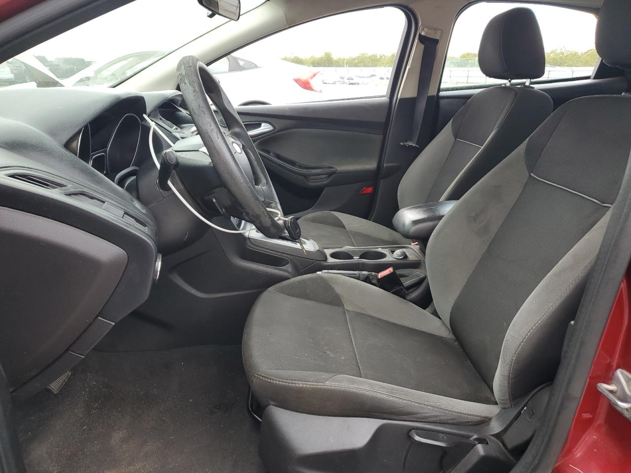 2014 Ford Focus Se VIN: 1FADP3K27EL210460 Lot: 81759025