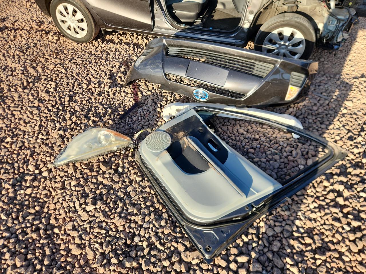 2012 Toyota Prius C VIN: JTDKDTB32C1513397 Lot: 84896755