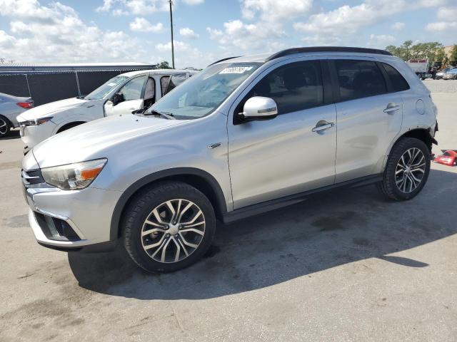  MITSUBISHI OUTLANDER 2019 Srebrny