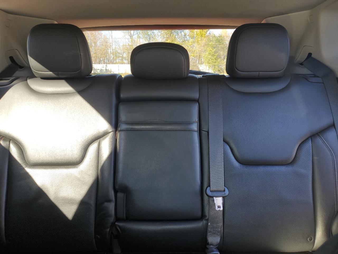 2018 Jeep Compass Limited VIN: 3C4NJDCB7JT135651 Lot: 89847275