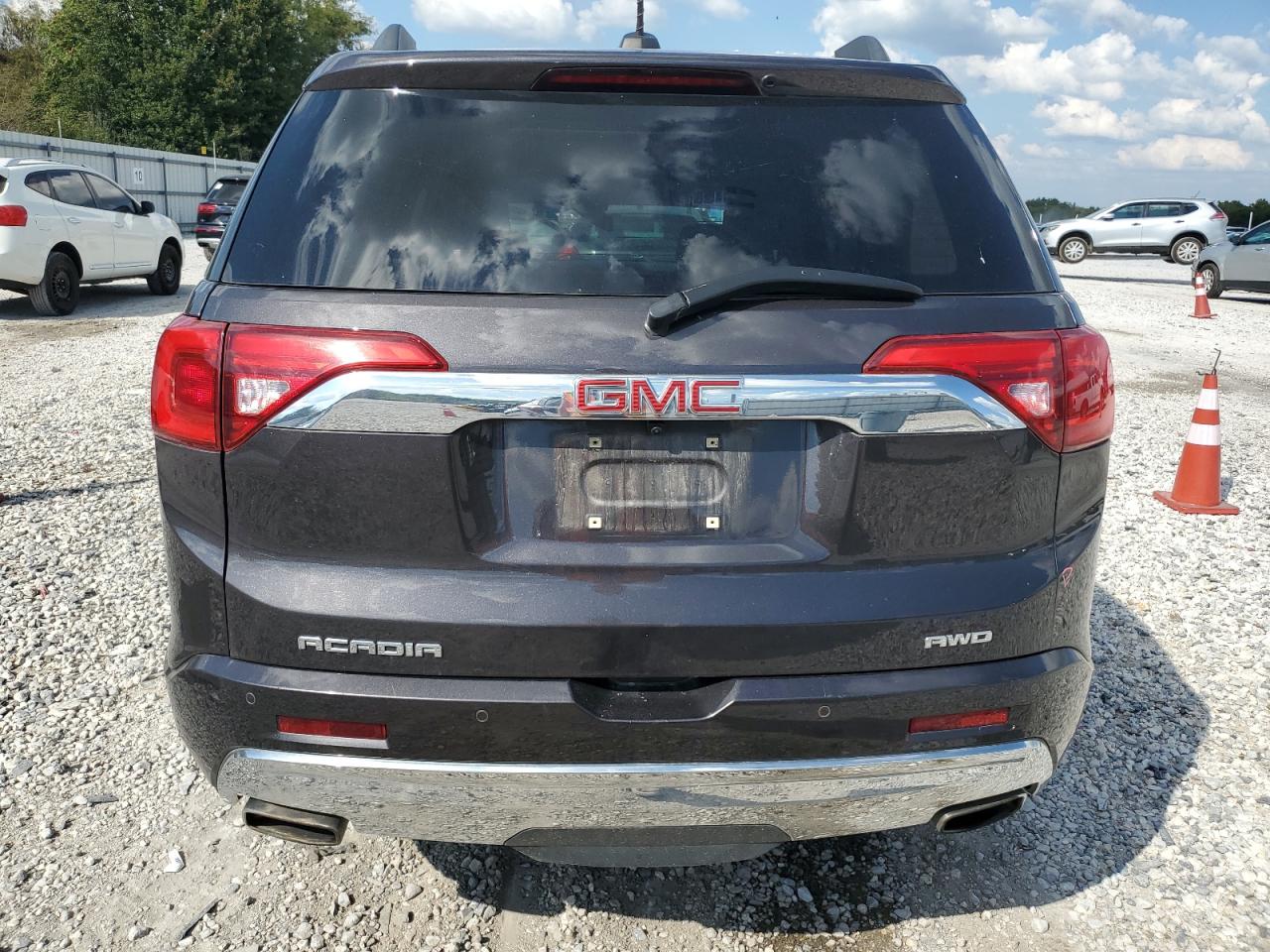 2017 GMC Acadia Denali VIN: 1GKKNXLS7HZ198197 Lot: 81999725