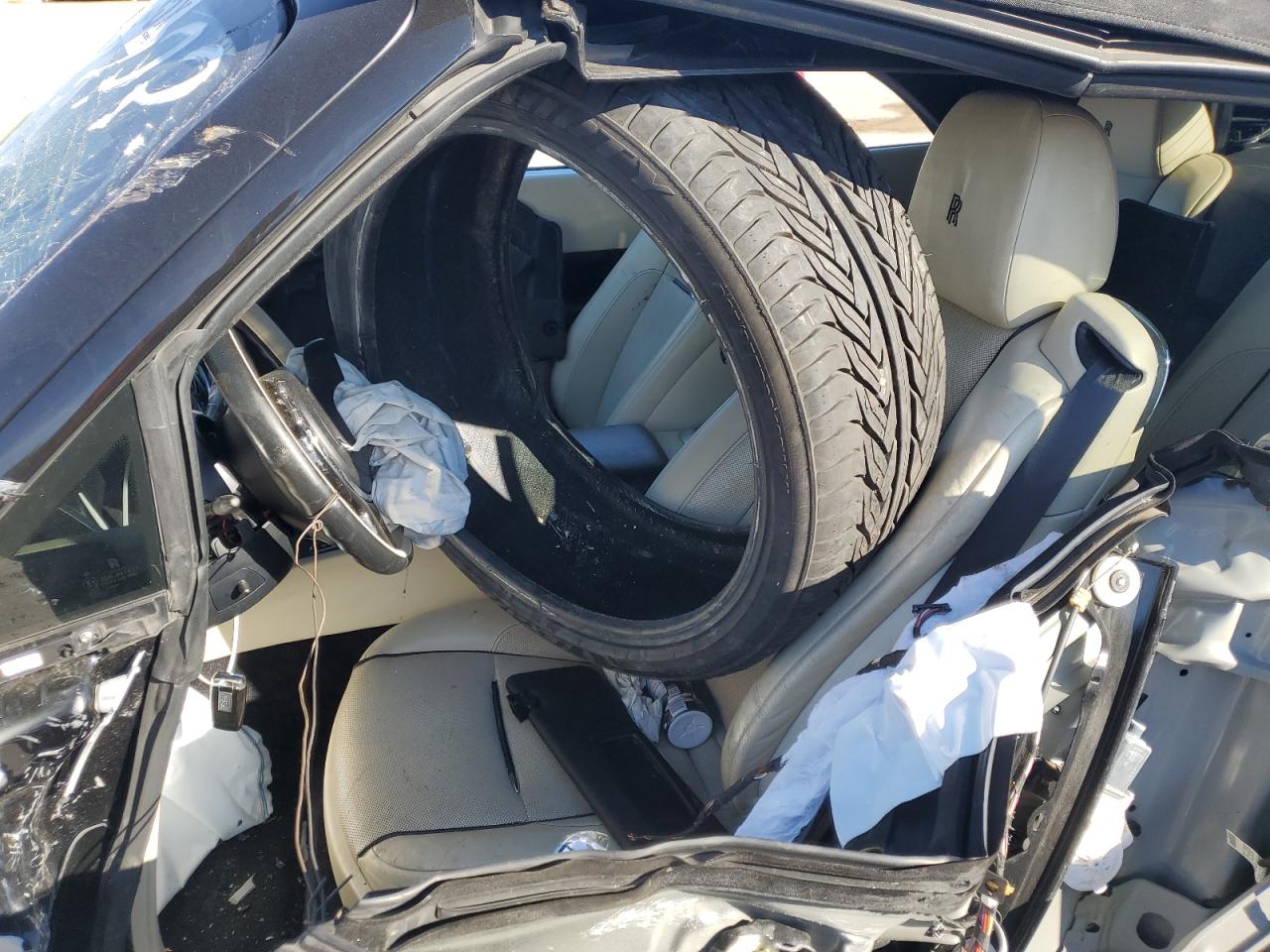 2017 Rolls-Royce Dawn VIN: SCA666D55HU102729 Lot: 90927055