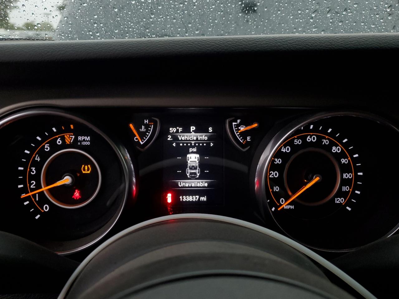 2018 Jeep Wrangler Unlimited Sport VIN: 1C4HJXDG2JW304221 Lot: 82467575