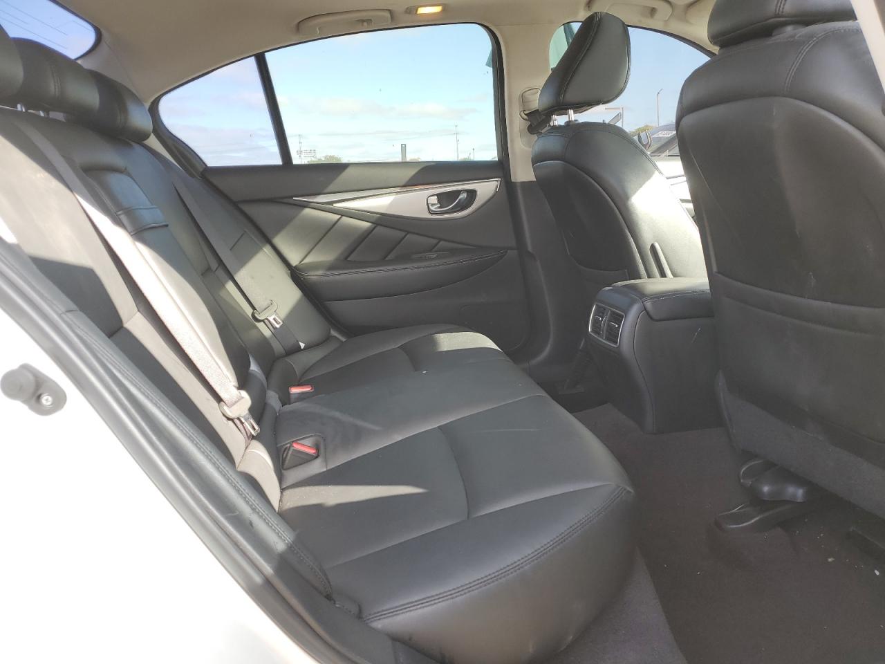 2019 Infiniti Q50 Luxe VIN: JN1EV7AP1KM543190 Lot: 84243225