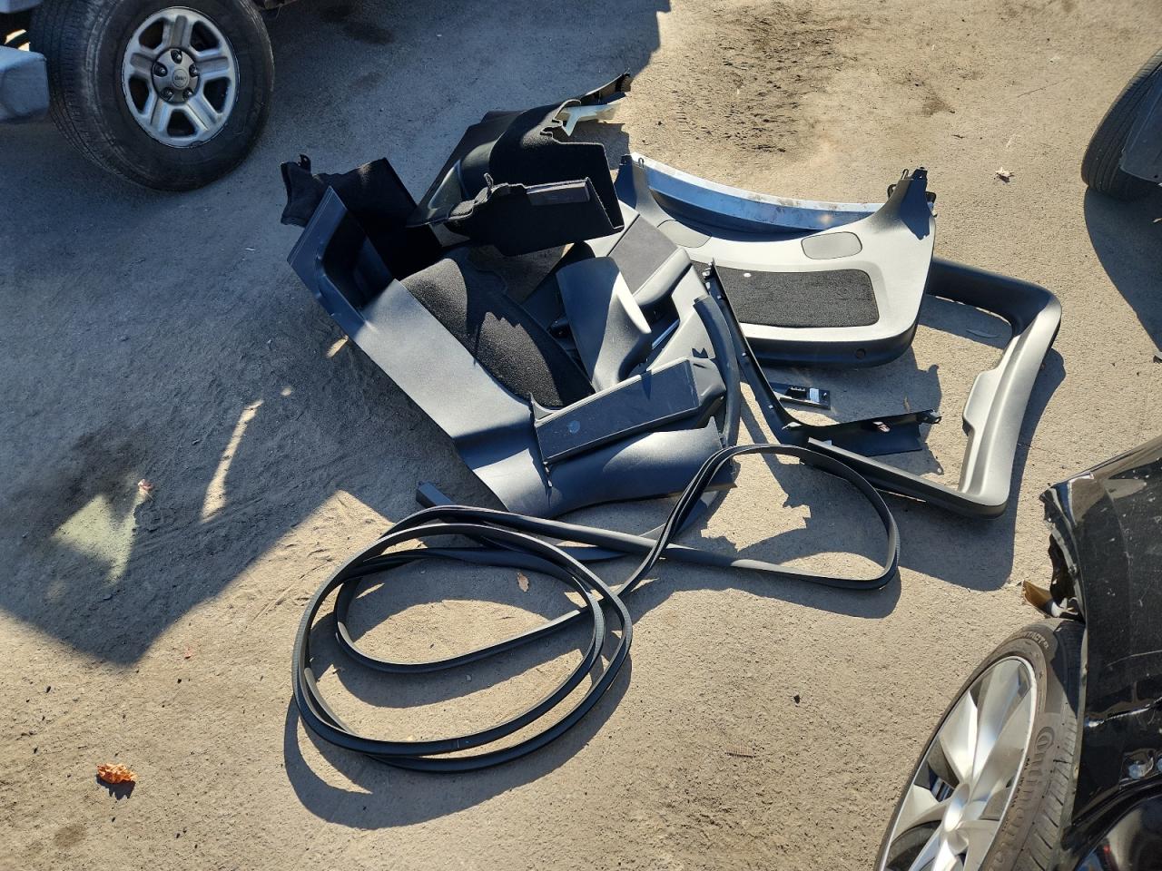 2022 Tesla Model Y VIN: 7SAYGDEE1NF320174 Lot: 82674145