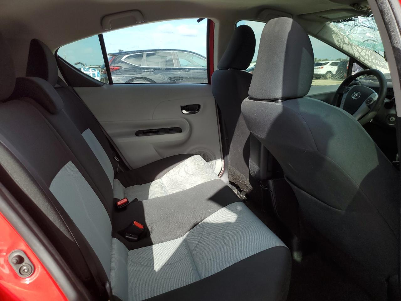 2014 Toyota Prius C VIN: JTDKDTB3XE1073691 Lot: 85115095