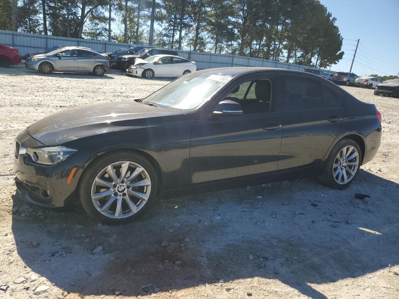 Фото: WBA8E1G59JNU93383