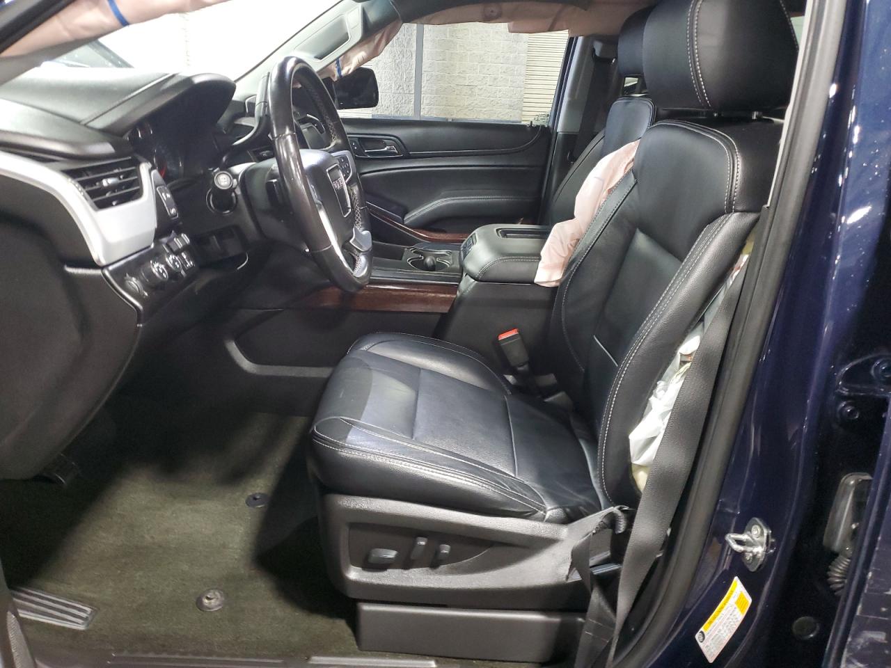 2018 GMC Yukon Xl K1500 Sle VIN: 1GKS2FKC5JR209216 Lot: 90678095