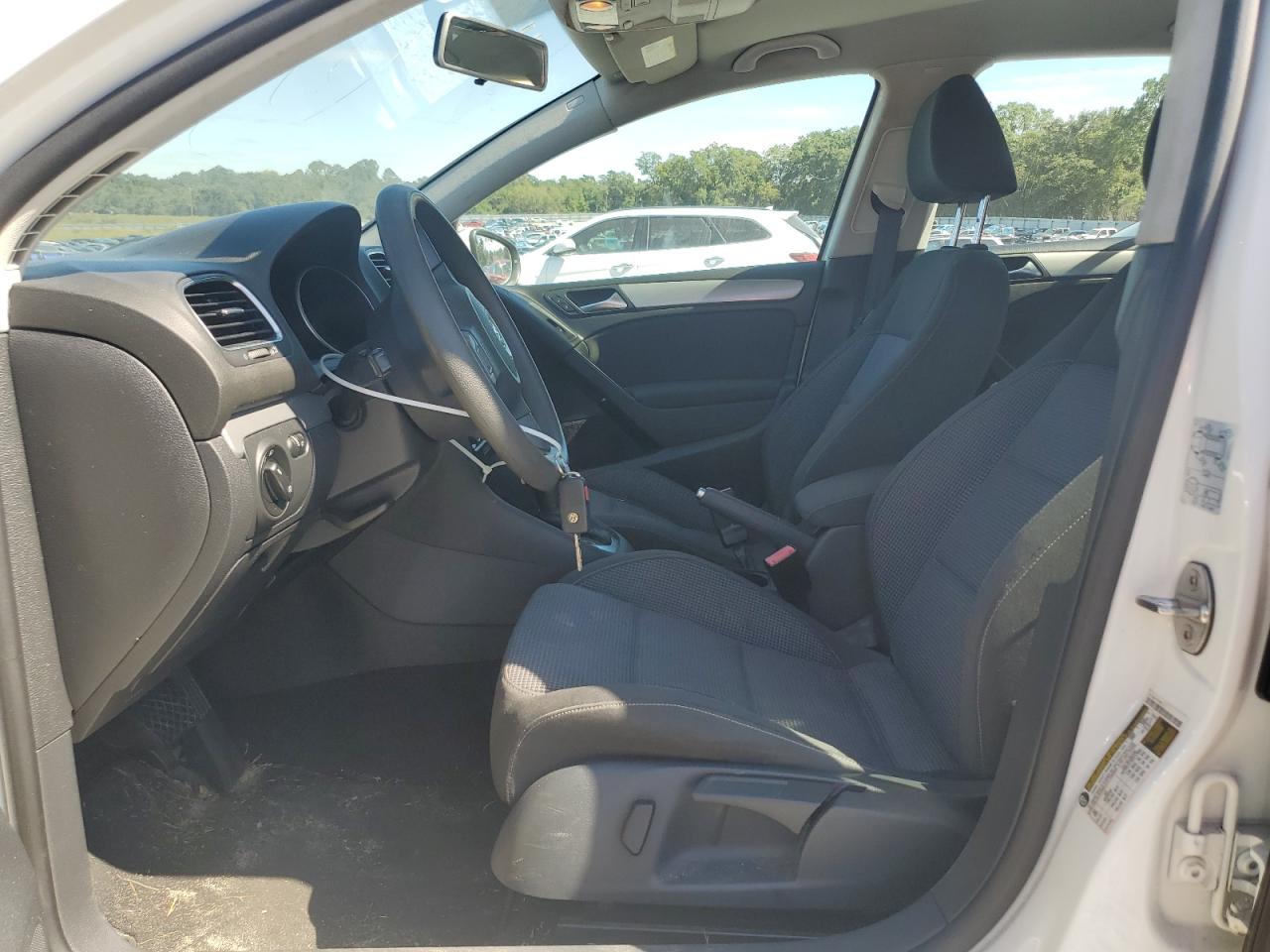 2013 Volkswagen Golf VIN: WVWDB7AJ1DW130996 Lot: 82049625