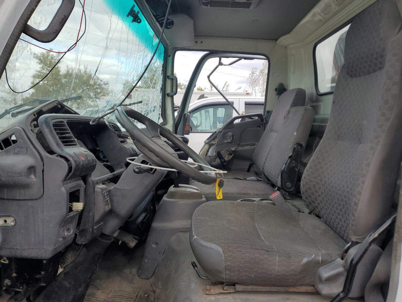 2007 Isuzu Npr VIN: 4KLC4B1U47J803851 Lot: 90511165