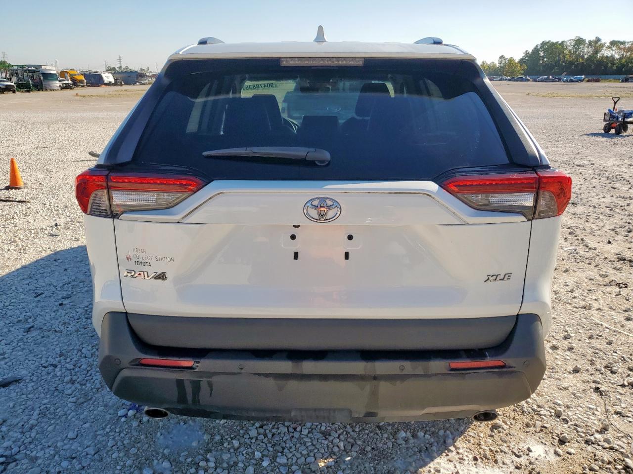 2021 Toyota Rav4 Xle Premium VIN: 2T3C1RFV5MW147711 Lot: 90478835