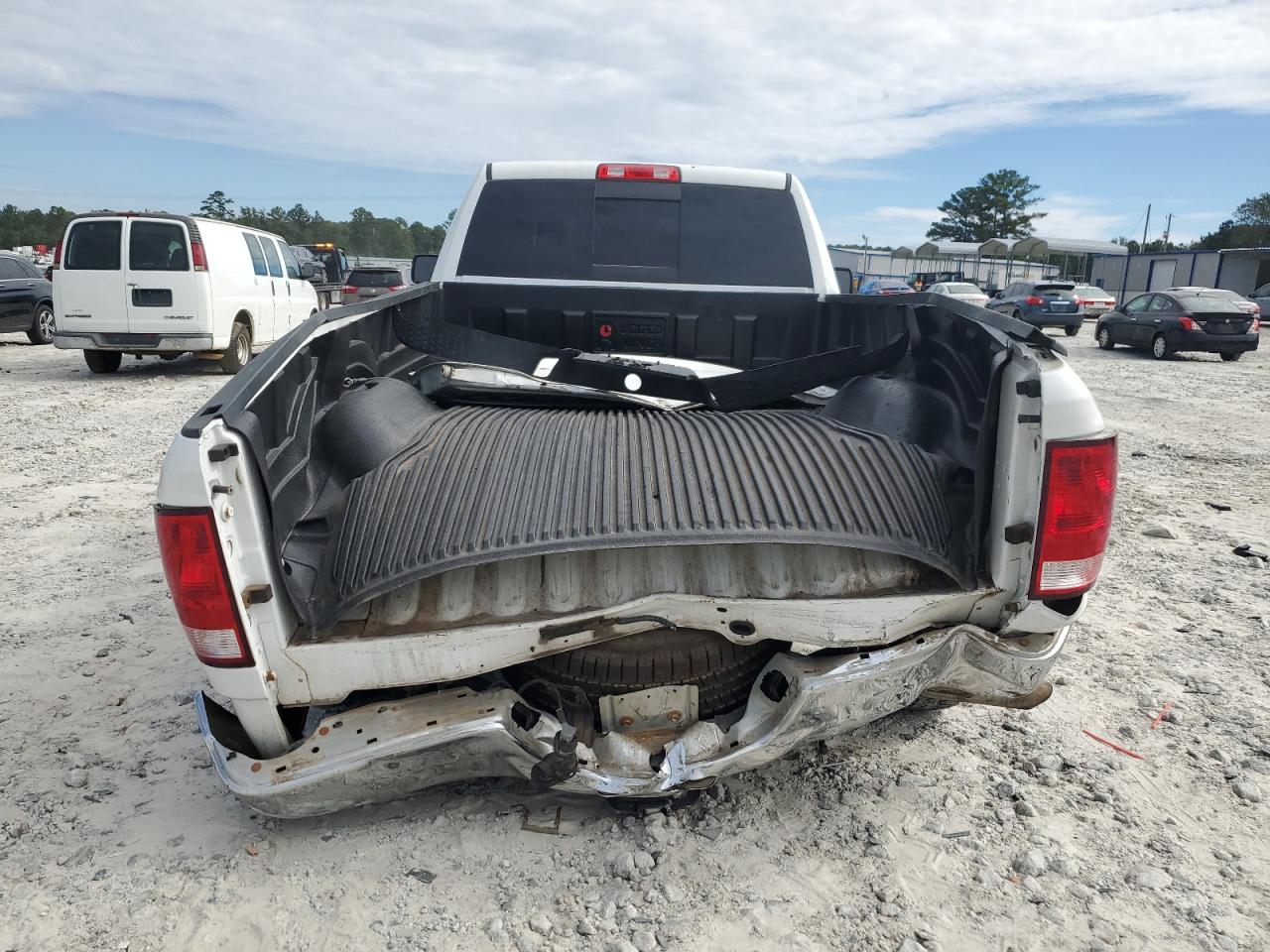 2018 Ram 1500 St VIN: 3C6JR6DT6JG202797 Lot: 84656795