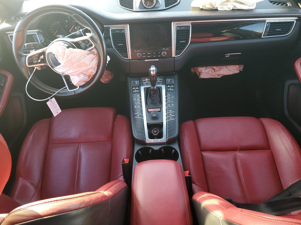 2017 Porsche Macan VIN: WP1AA2A59HLB07547 Lot: 86836335