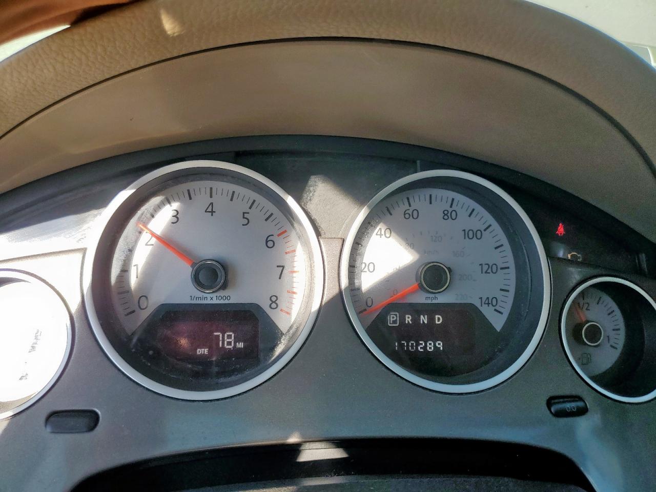 2009 Volkswagen Routan Se VIN: 2V8HW341X9R554871 Lot: 82442825