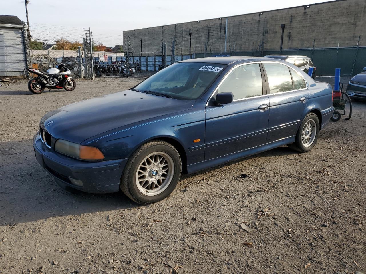 Фото: WBADM6333XBY29137