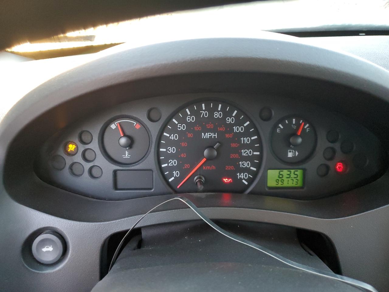 2005 Ford Focus Zx5 VIN: 3FAFP37N45R151980 Lot: 86819635