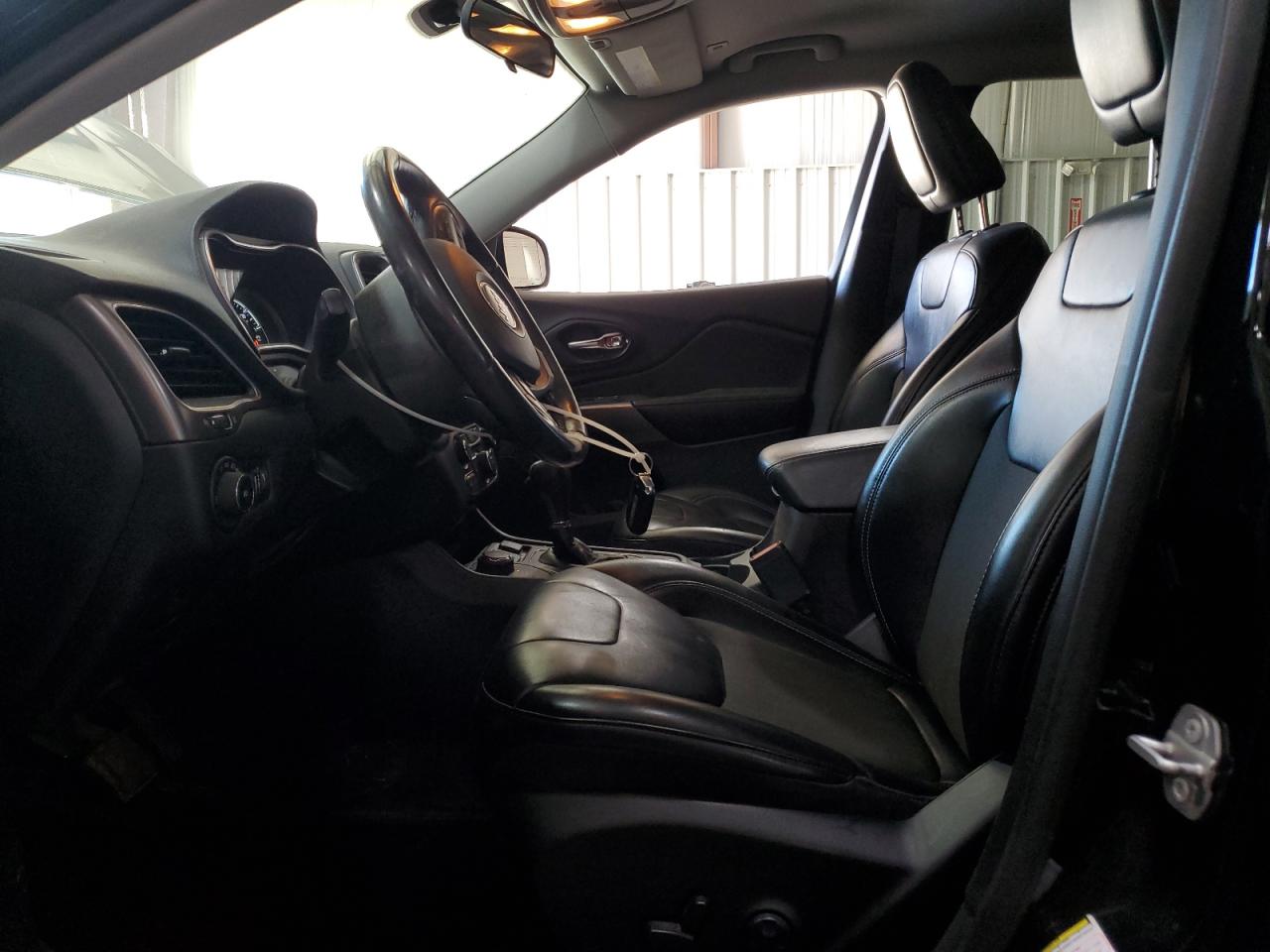 2019 Jeep Cherokee Latitude Plus VIN: 1C4PJMLB1KD212093 Lot: 82088125