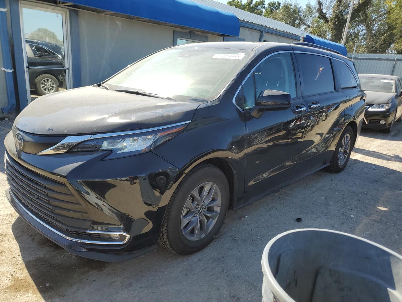 2022 Toyota Sienna Xle