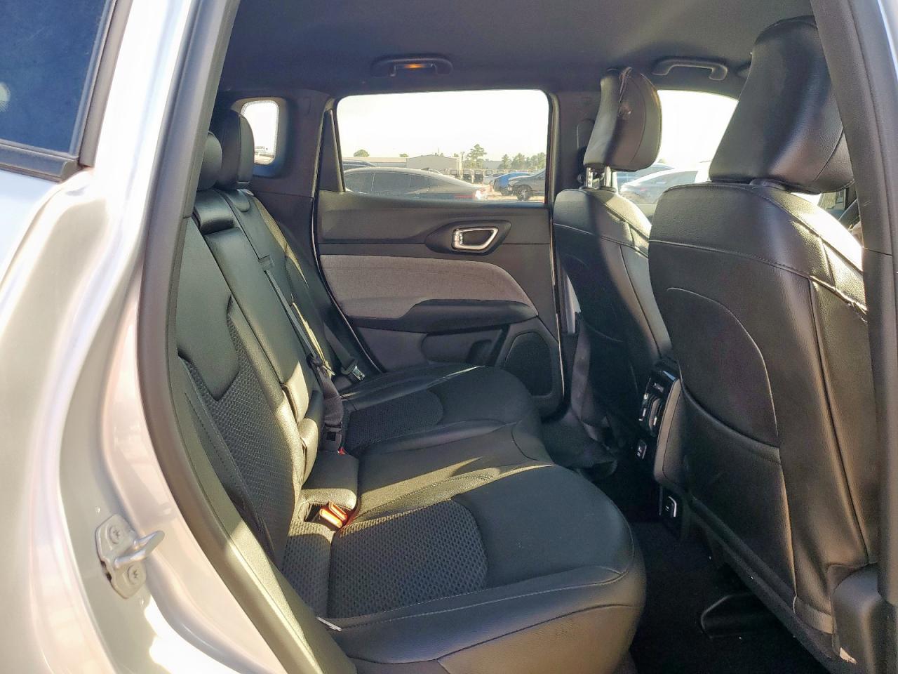 2025 Jeep Compass Latitude VIN: 3C4NJDBN5ST527637 Lot: 85544595