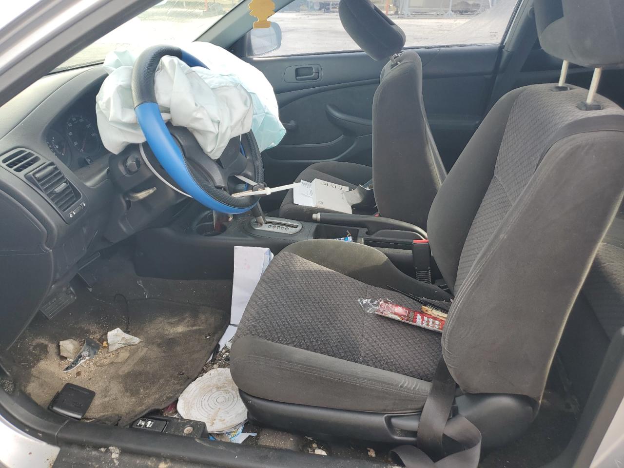 2003 Honda Civic Dx VIN: 1HGEM22283L069186 Lot: 84561655