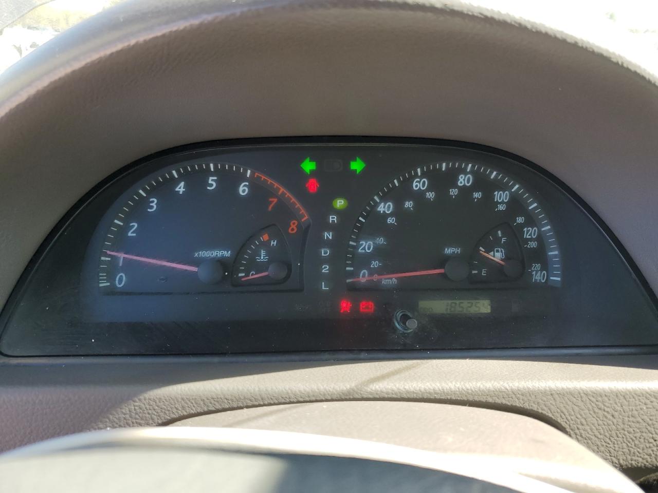 2003 Toyota Camry Le VIN: 4T1BE32K93U230591 Lot: 82388735