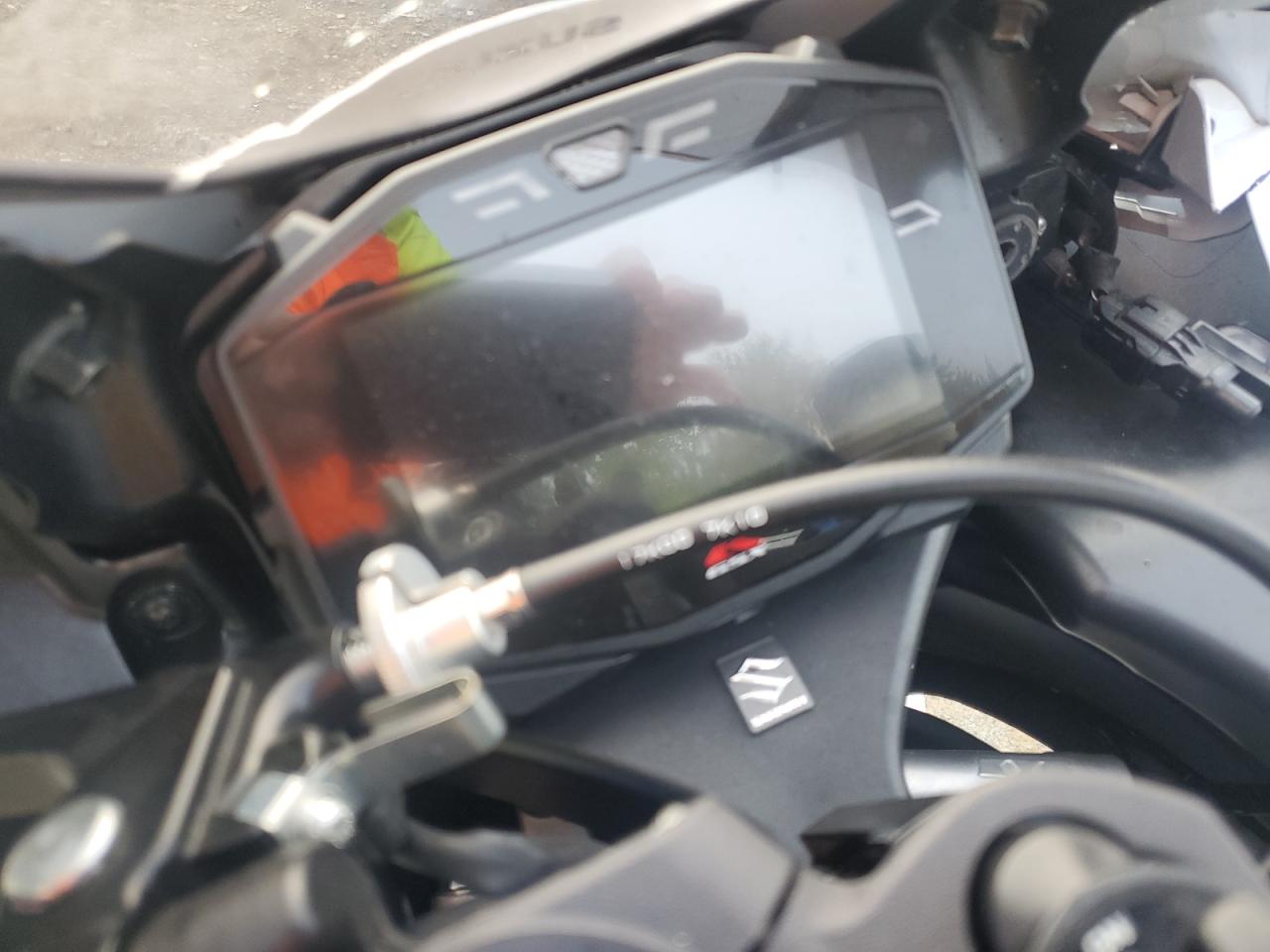 2018 Suzuki Gsx-R1000 R VIN: JS1DM11HXJ2100381 Lot: 81998845