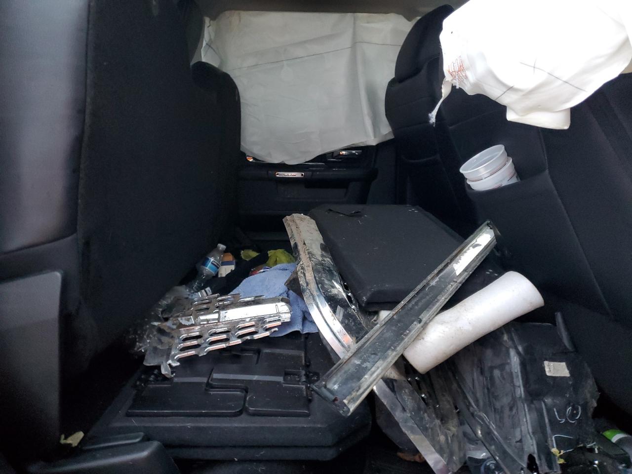 2018 Ram 1500 Laramie VIN: 1C6RR7NTXJS208781 Lot: 90212495