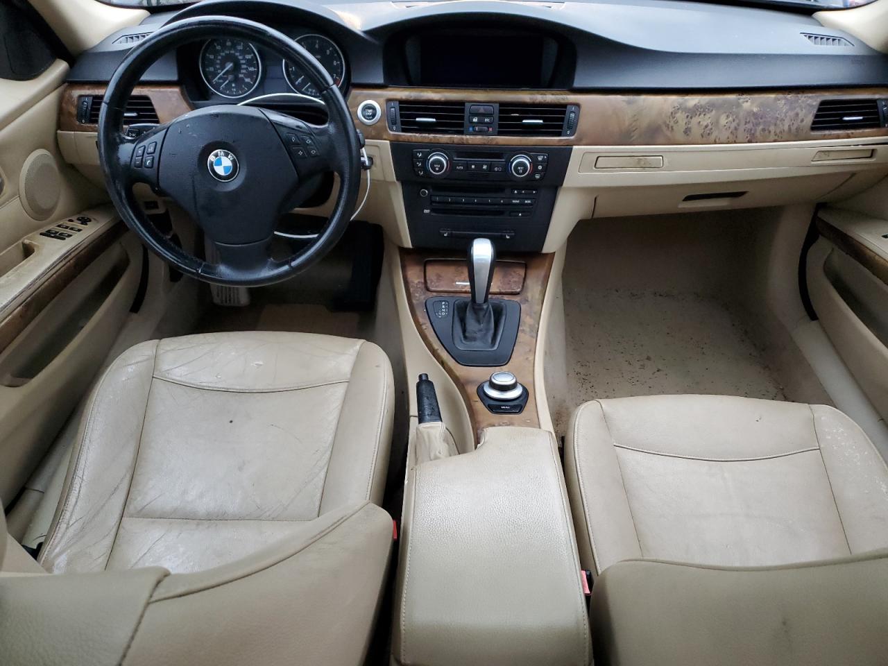 Фото: WBAVA33598KX84400