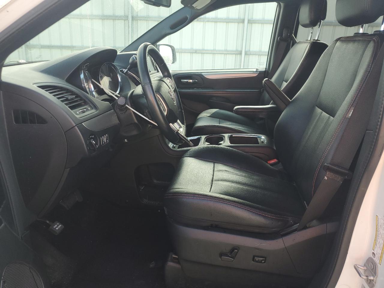 2017 Dodge Grand Caravan Gt VIN: 2C4RDGEG9HR575399 Lot: 90588025