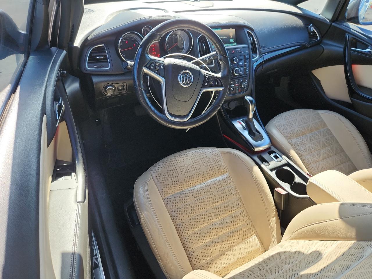 2018 Buick Cascada Premium VIN: W04WH3N52JG002991 Lot: 81995005