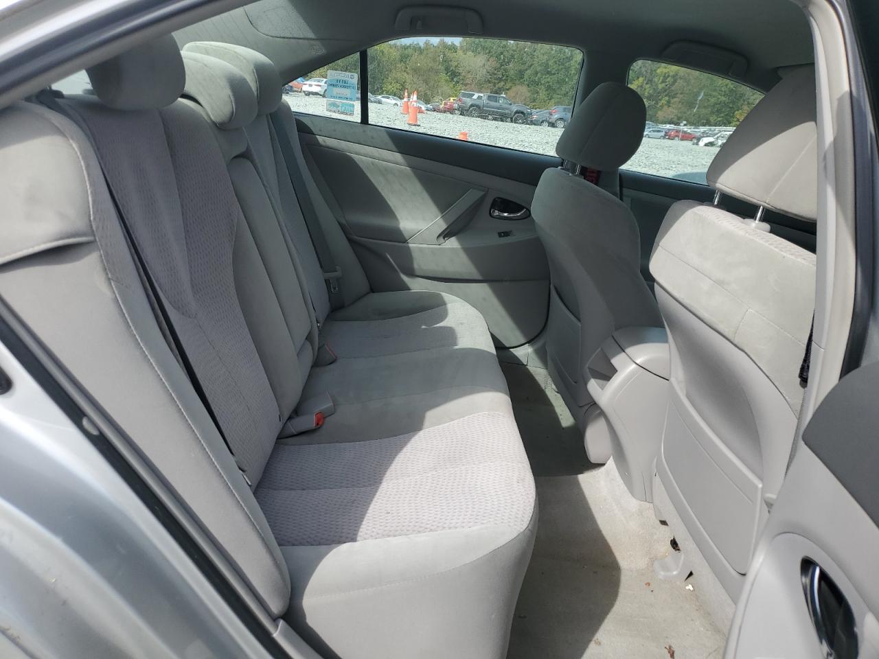 2010 Toyota Camry Base VIN: 4T1BF3EK0AU114962 Lot: 82423425