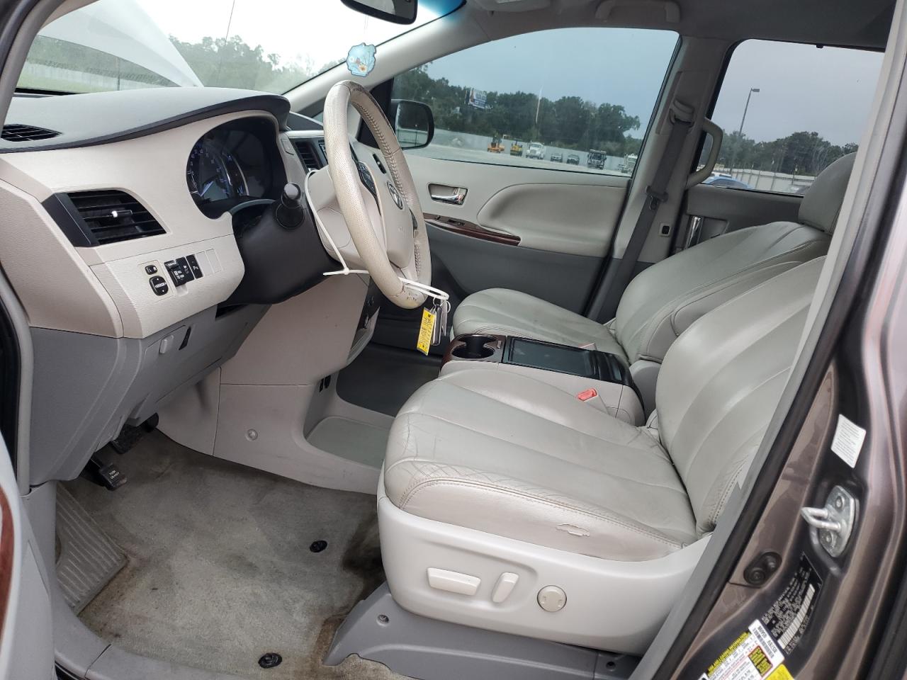 2014 Toyota Sienna Xle VIN: 5TDYK3DC2ES488732 Lot: 86217165