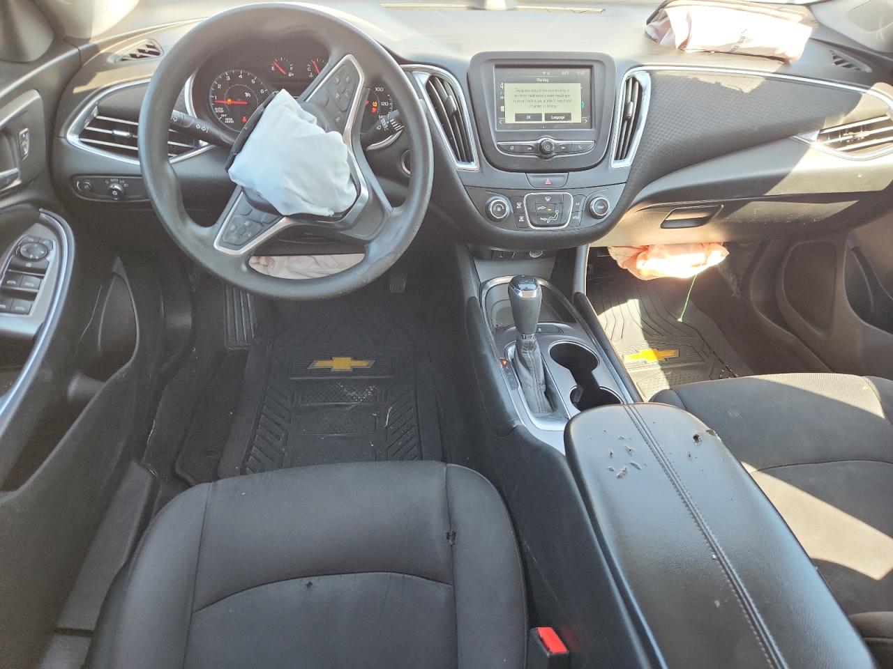 2018 Chevrolet Malibu Lt VIN: 1G1ZD5ST4JF207630 Lot: 84711315