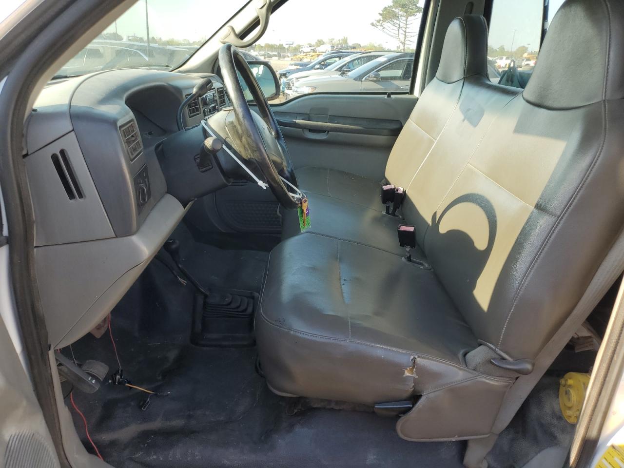 2002 Ford F250 Super Duty VIN: 1FTNF21L32EA33962 Lot: 85117545