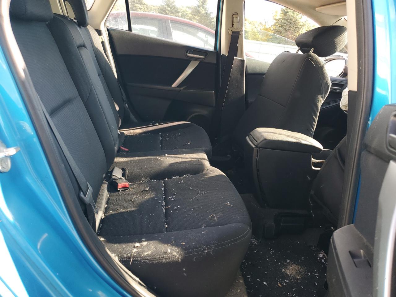 2010 Mazda 3 S VIN: JM1BL1H69A1230744 Lot: 81399365