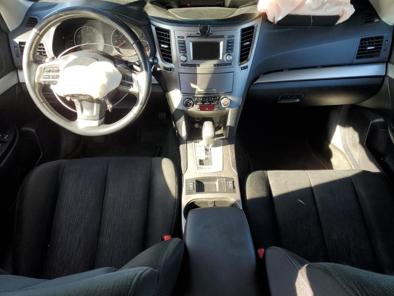 2014 Subaru Legacy 2.5I Premium VIN: 4S3BMBC66E3015780 Lot: 82474665