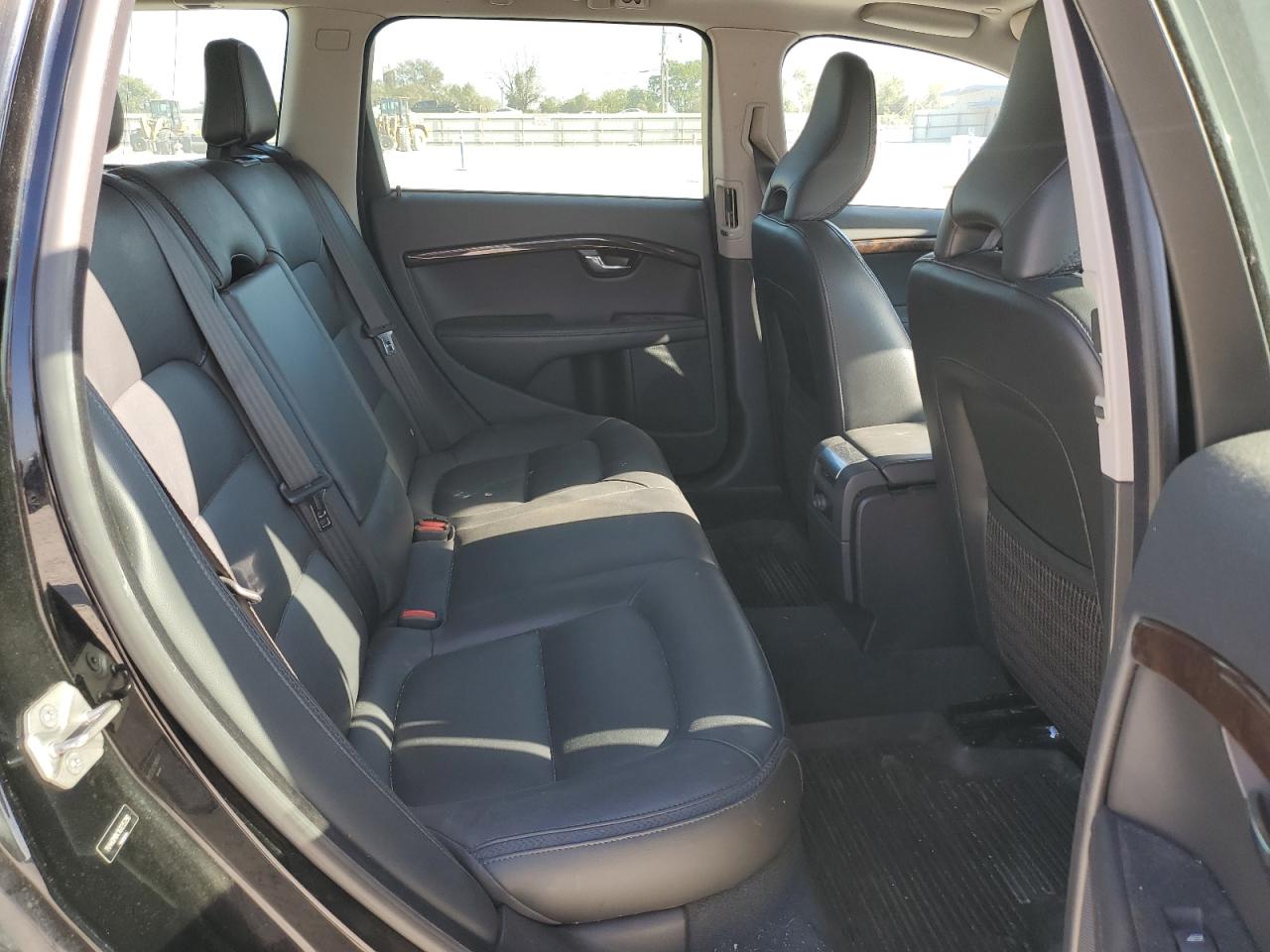 2016 Volvo Xc70 T5 Premier VIN: YV440MBK1G1235290 Lot: 82574695