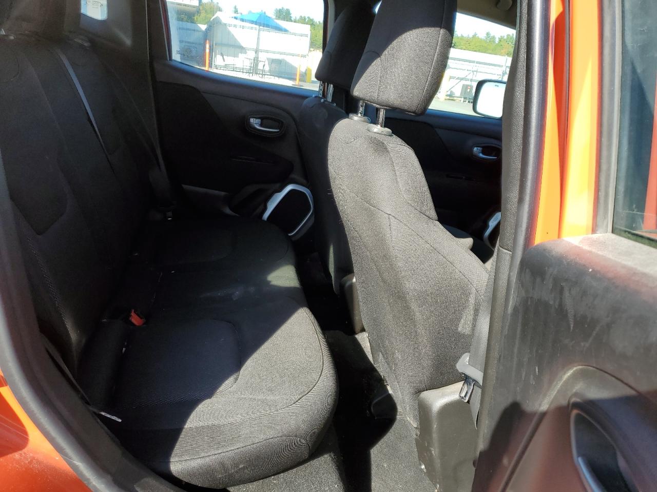 2018 Jeep Renegade Sport VIN: ZACCJBABXJPH98931 Lot: 84425235