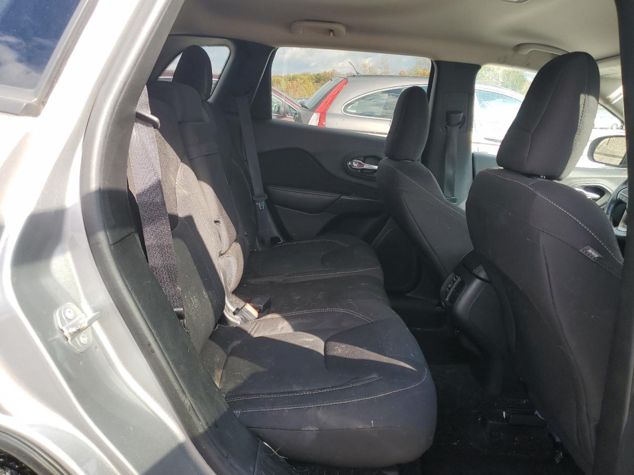 2016 Jeep Cherokee Latitude VIN: 1C4PJMCBXGW119293 Lot: 85573075