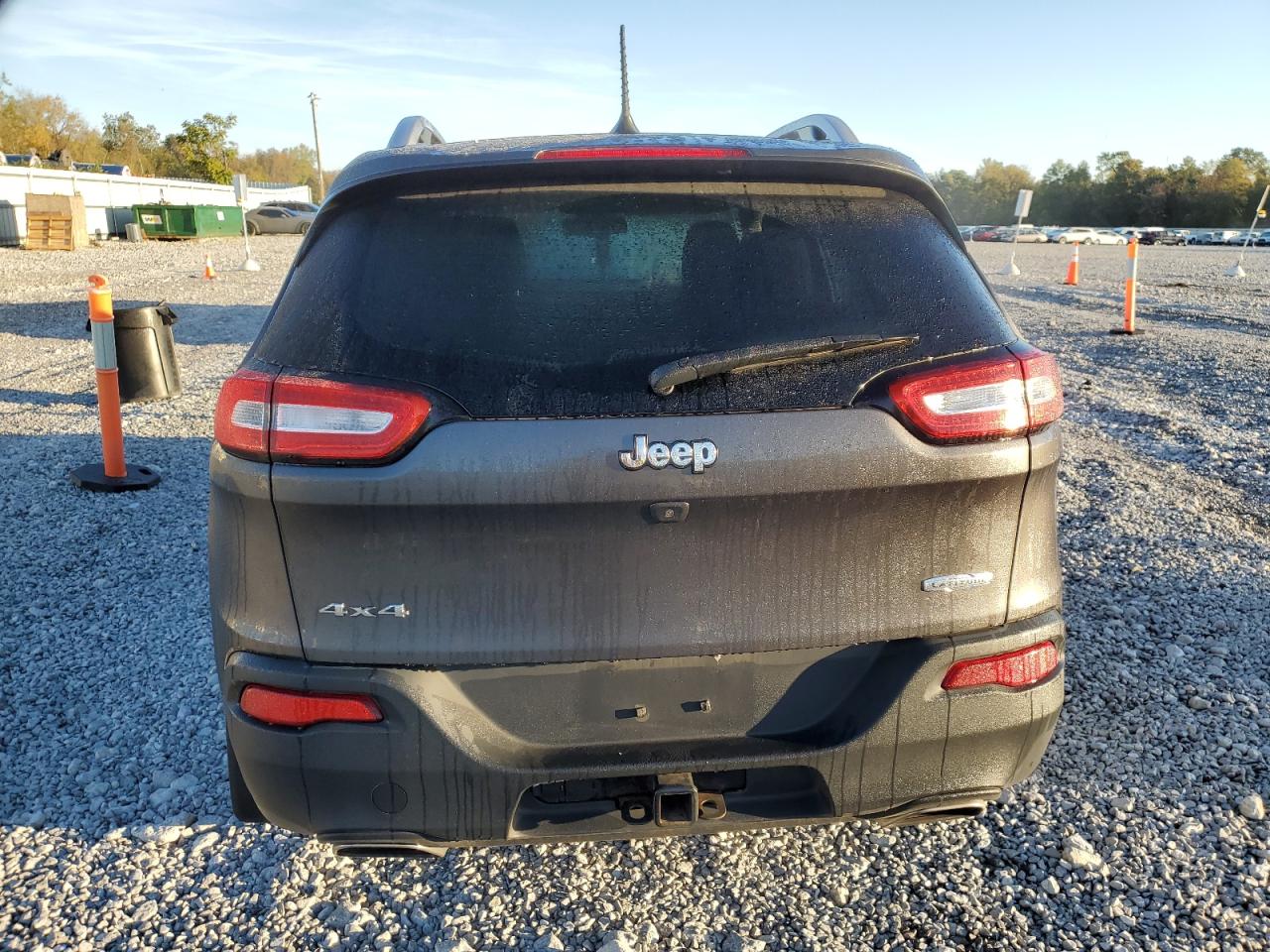 2017 Jeep Cherokee Latitude VIN: 1C4PJMCS1HW505859 Lot: 86080705