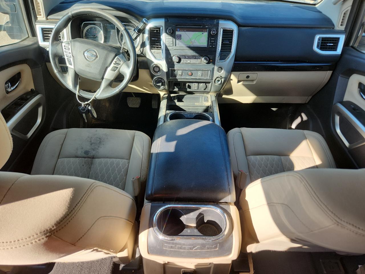 2017 Nissan Titan Sv VIN: 1N6AA1E56HN500512 Lot: 81644115